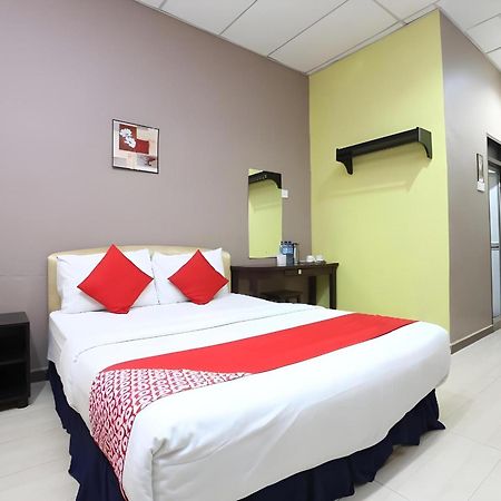קוטה בארו Destiny Riverside Hotel מראה חיצוני תמונה