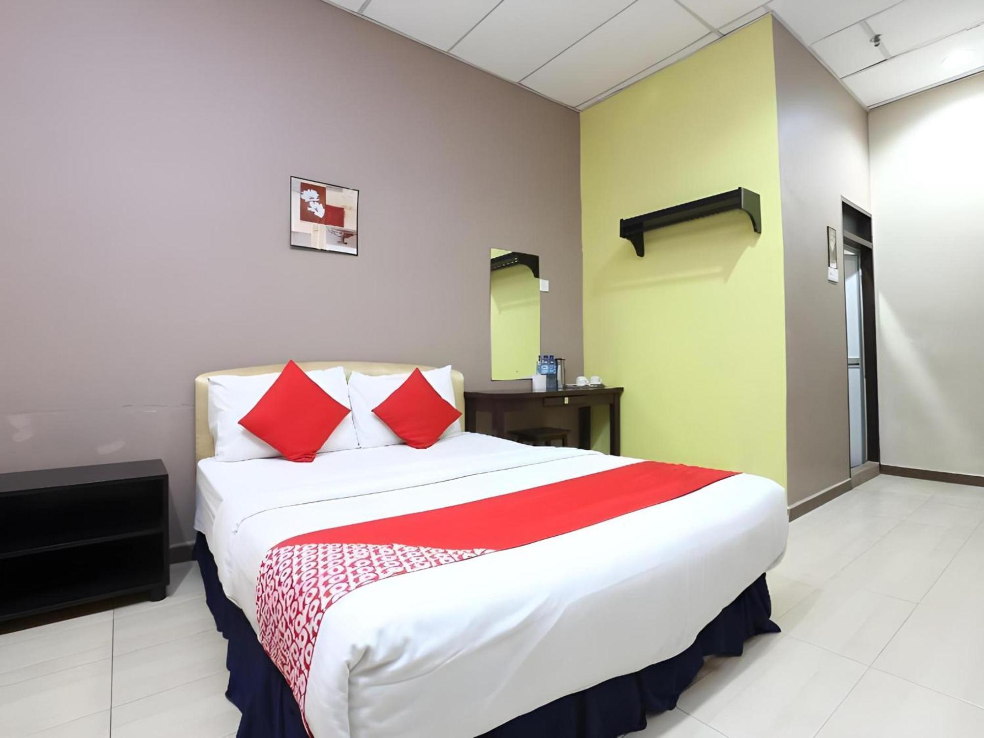 קוטה בארו Destiny Riverside Hotel מראה חיצוני תמונה