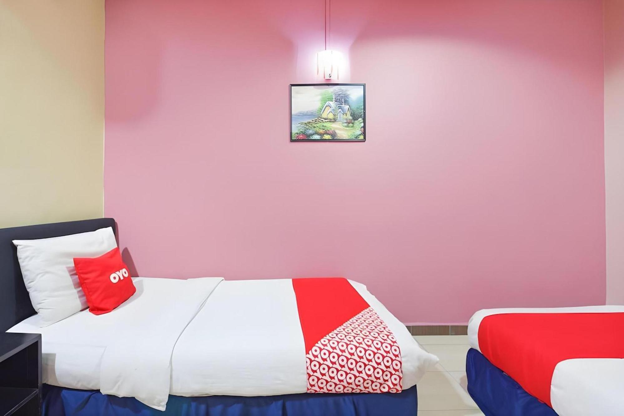 קוטה בארו Destiny Riverside Hotel מראה חיצוני תמונה